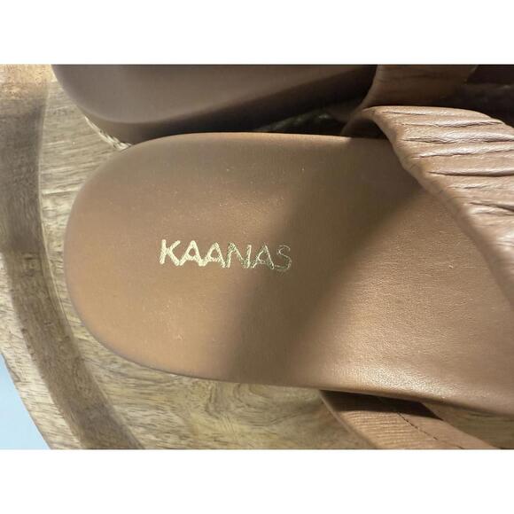 Kaanas Selangor Sandals Size 11 NIB - Picture 8 of 10
